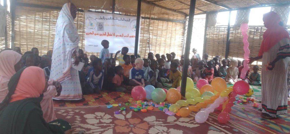 Displaced community members participating in a psychosocial support workshop at Zamzam IDP Camp led by Globalnetpd volunteers